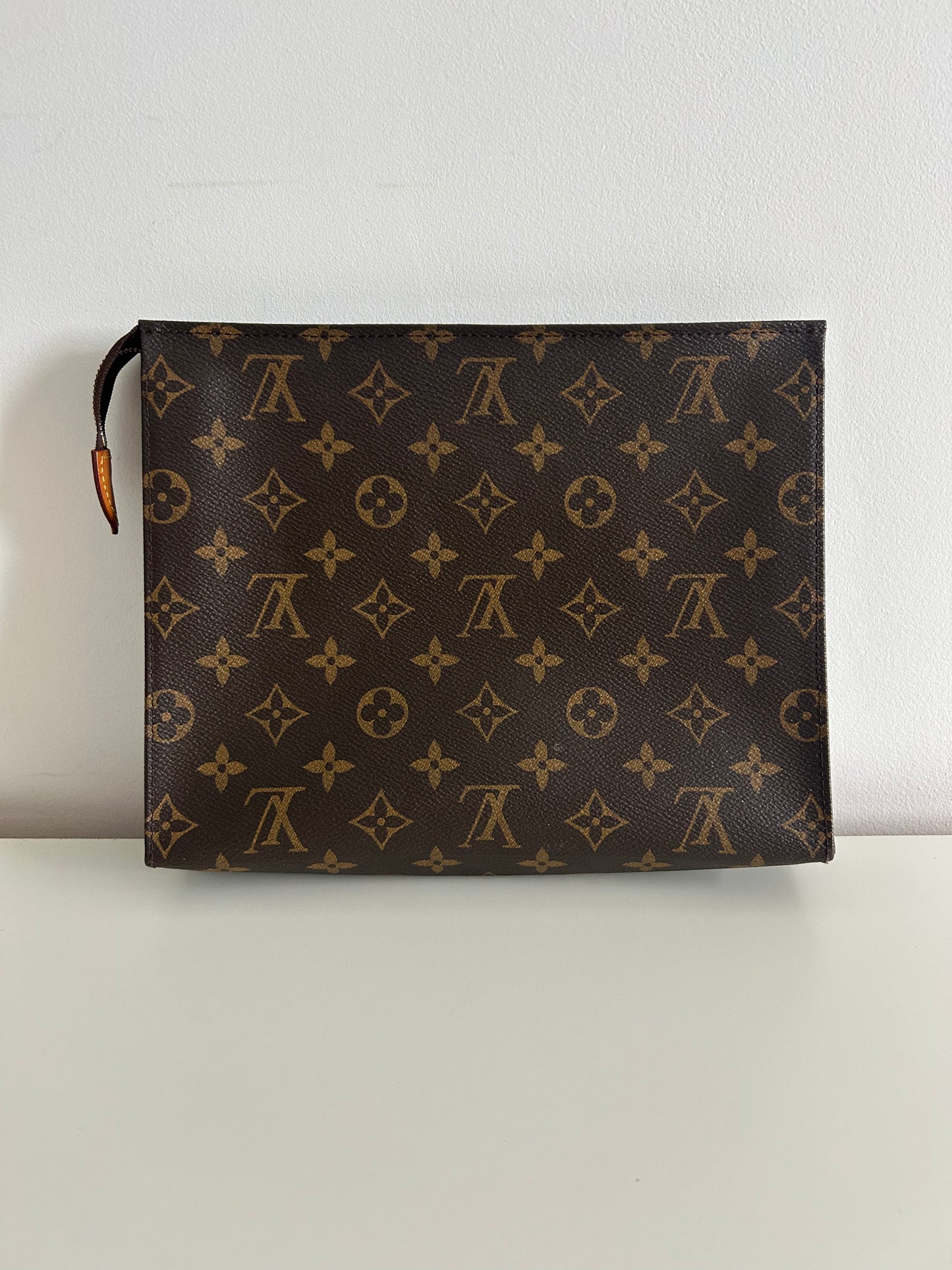 Louis Vuitton Monogram Poche Toilette 26