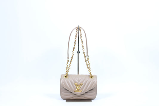 Louis Vuitton Beige Taupe Cowhide Leather LV New Wave Chain ONE Shoulder Bag M58550