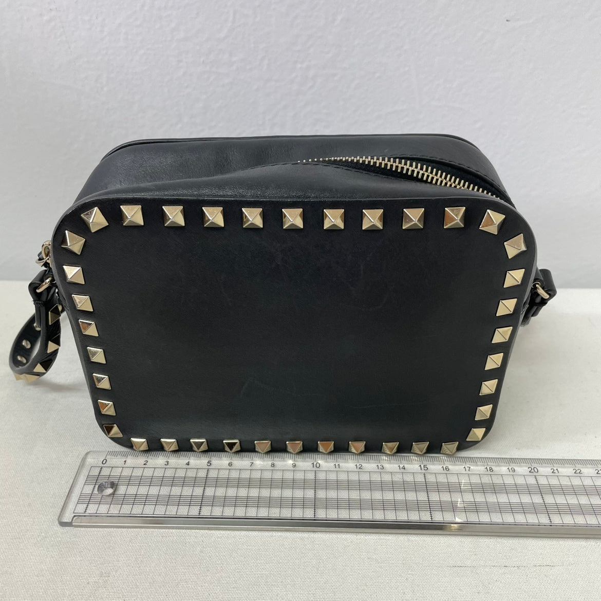 Valentino Black Leather Rockstud Camera Small Crossbody Bag JW2B0809