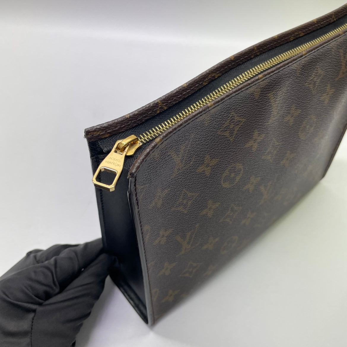 Louis Vuitton Black PVC Monogram Canvas Pochette Toilette NM Clutch M46037 (V1230315H)
