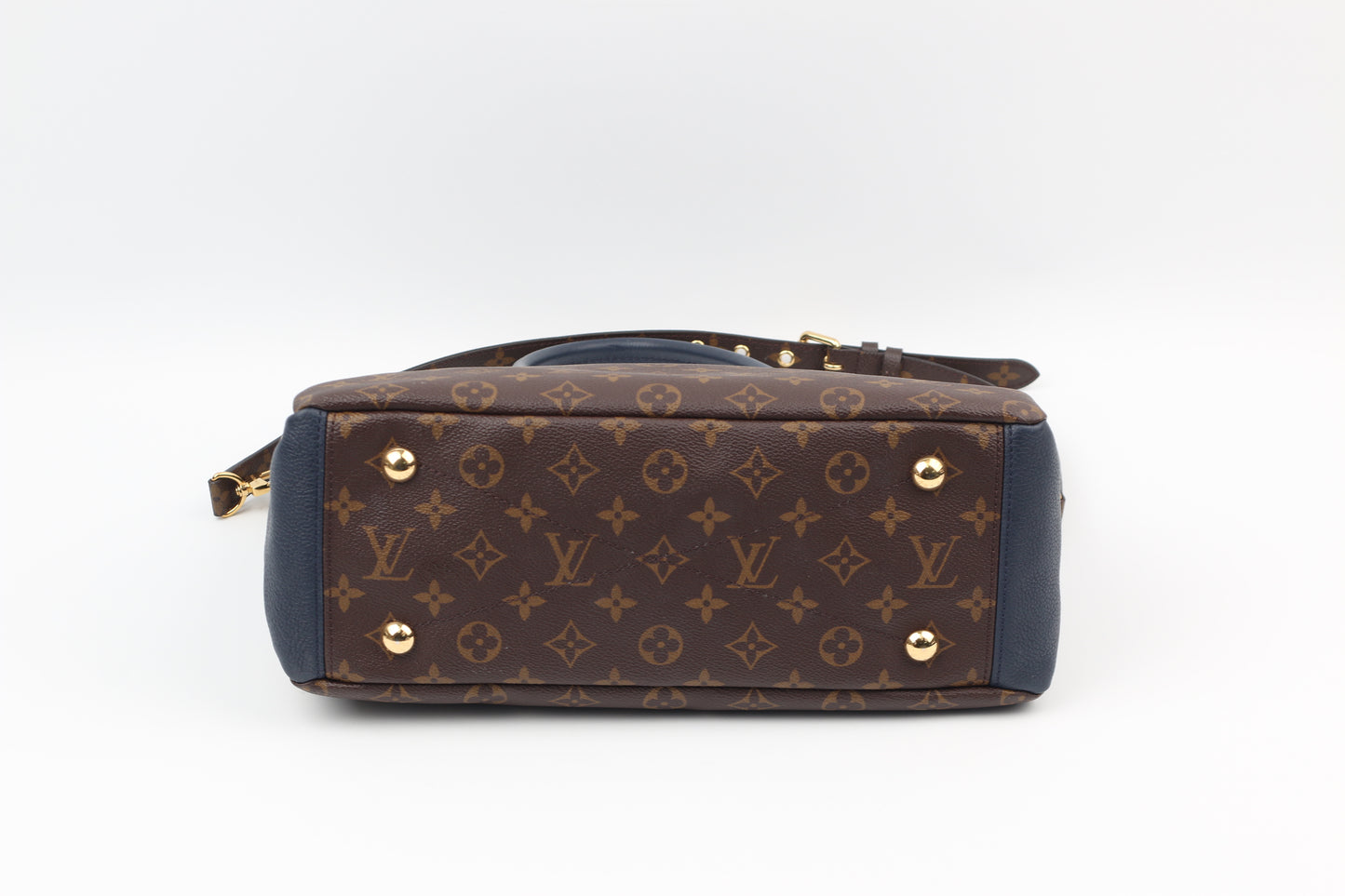 Louis Vuitton Full Marine PVC Monogram Canvas Palace MM Shoulder Bag M44042 (V1288224PC)