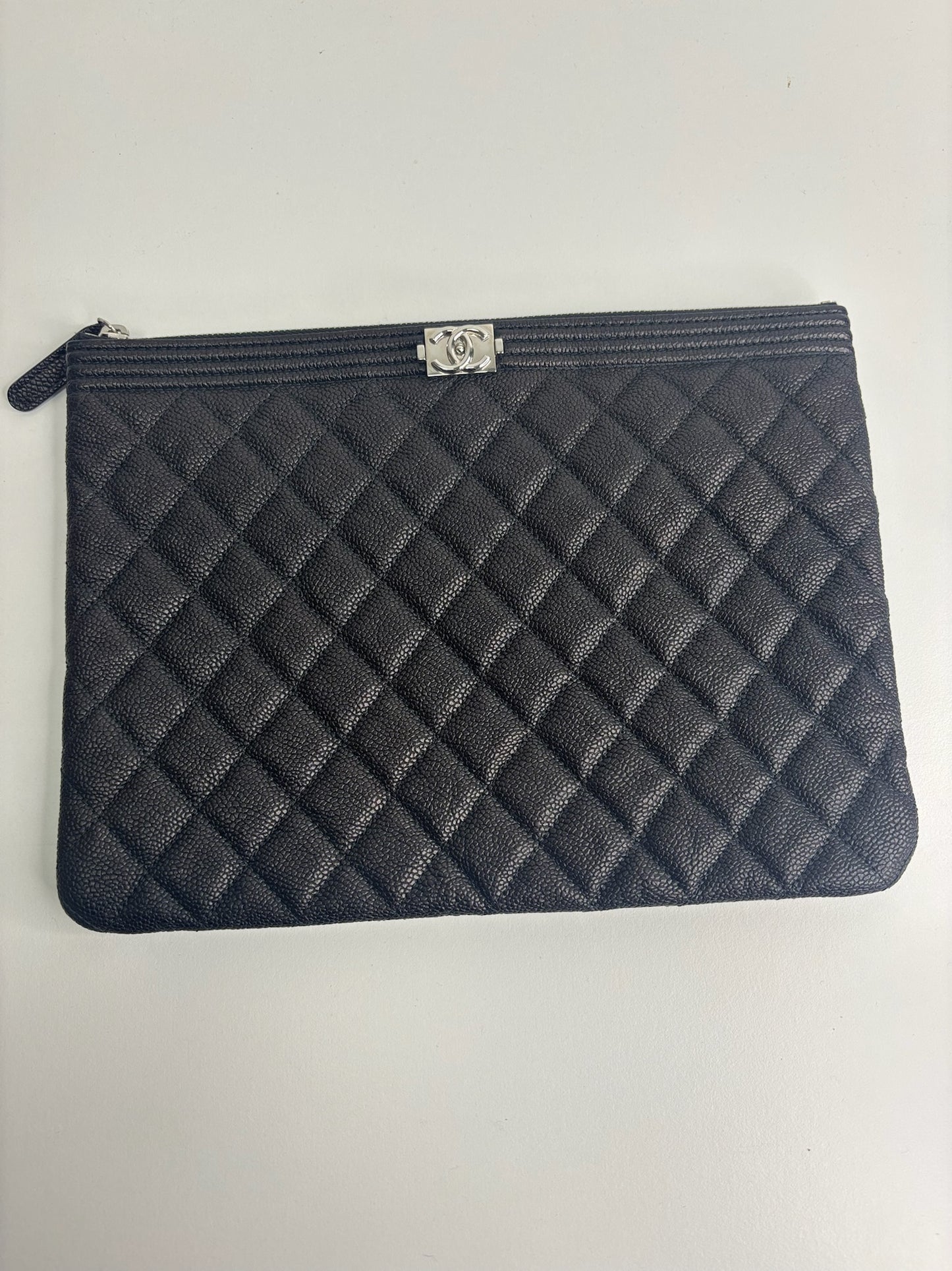 Chanel Black Caviar Medium Boy O Case (JPD04-53)