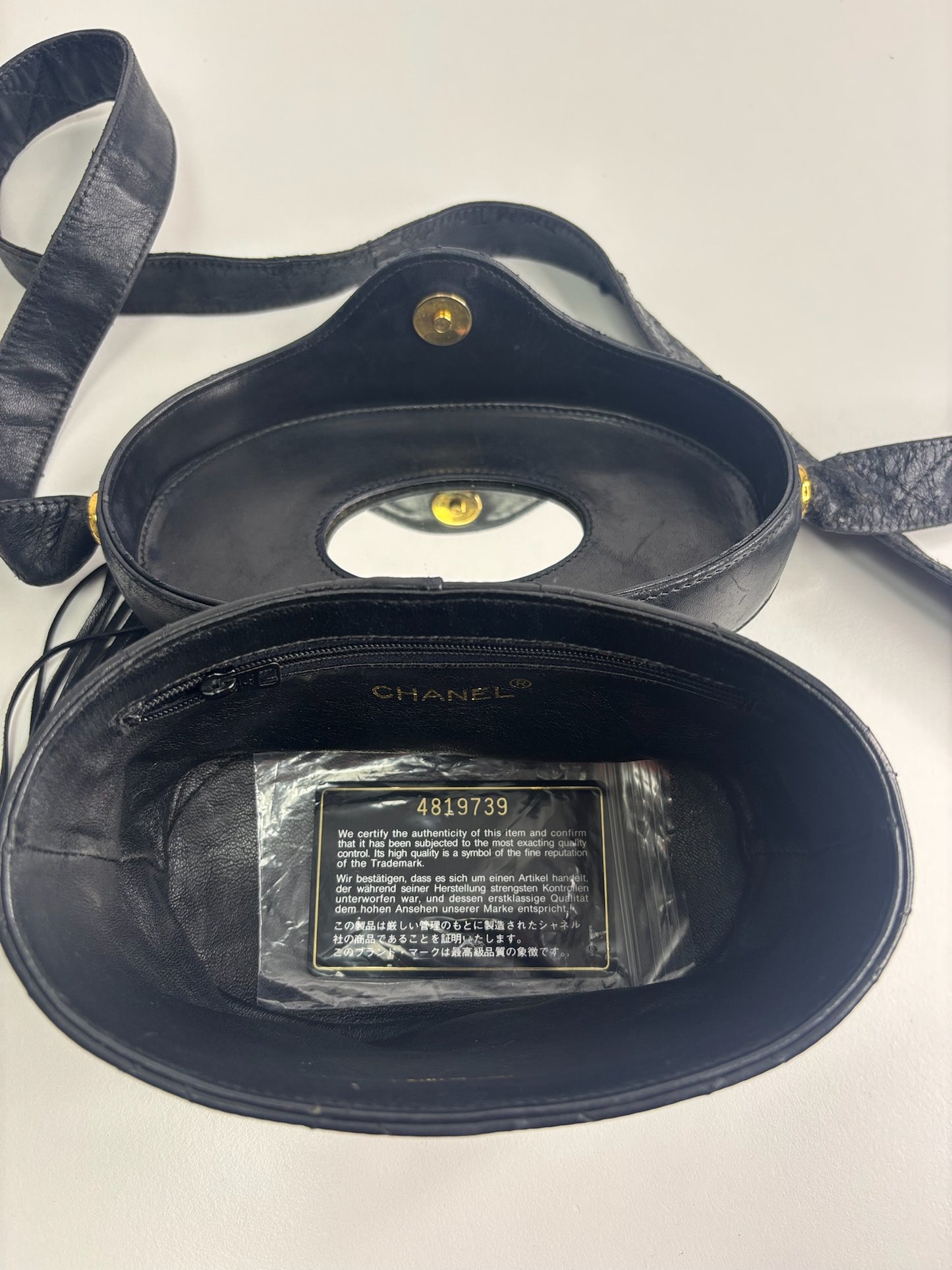 Chanel Vintage Navy Lambskin Tassel Vanity Case Bag (JPD04-54)
