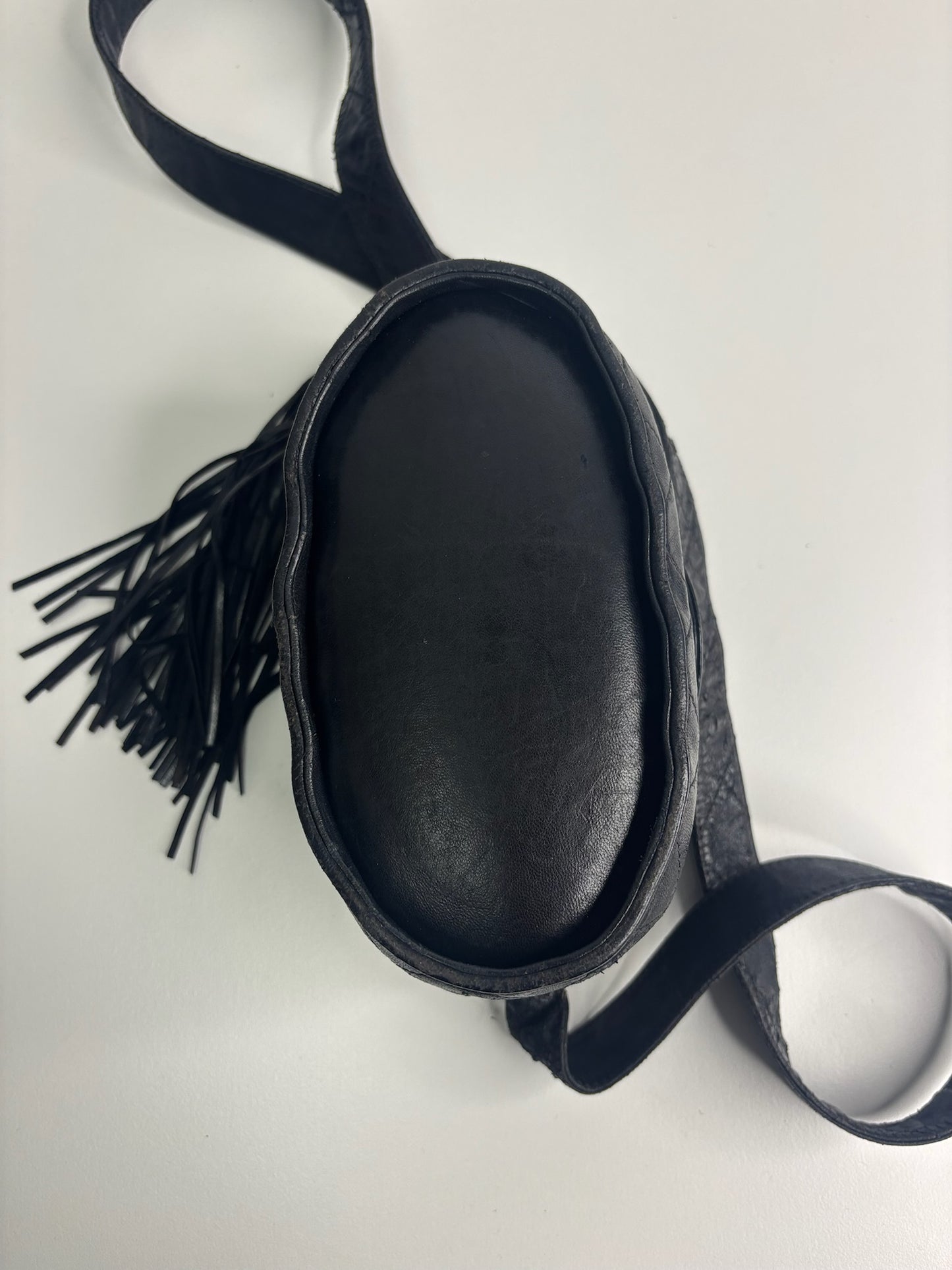 Chanel Vintage Navy Lambskin Tassel Vanity Case Bag (JPD04-54)