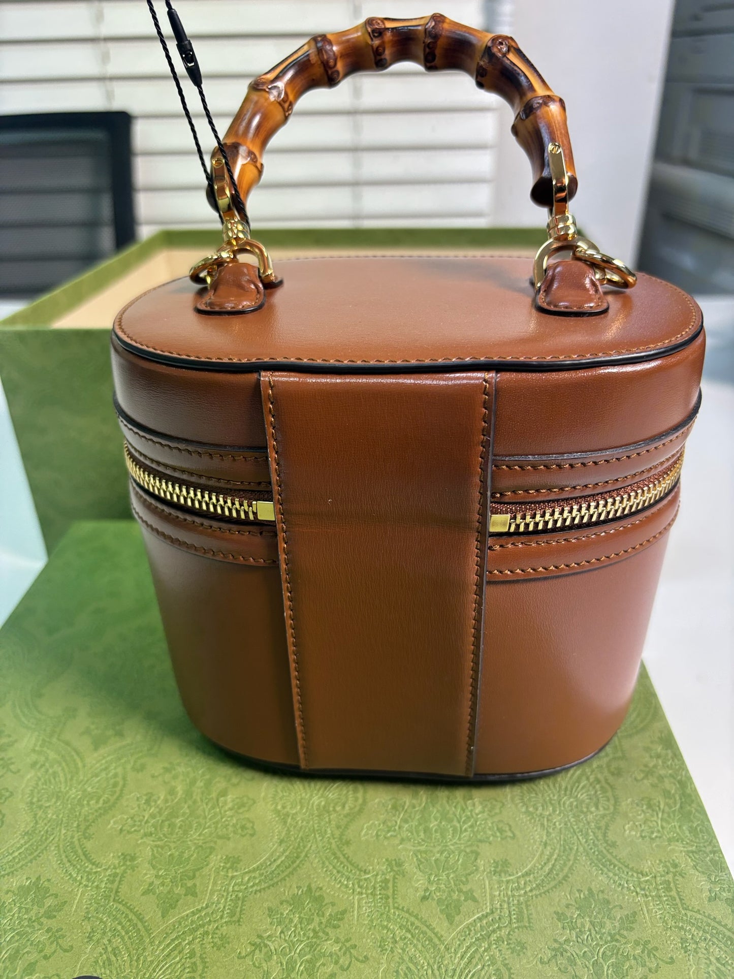 Gucci Brown Leather Vanity Bamboo Top Handle Bag 760200 (B072140728P)
