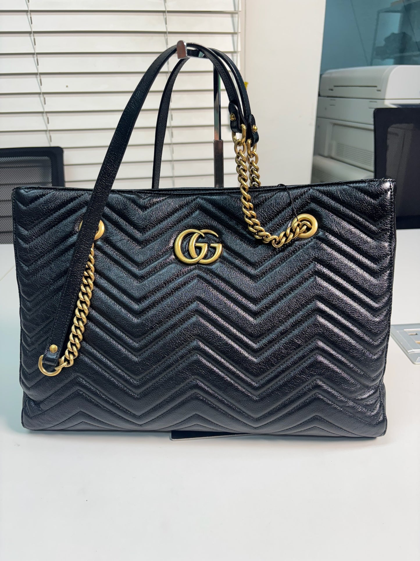 Gucci Black Color Leather GG Marmont One Matelasse Shoulder Bag 524578 (B07270815H)