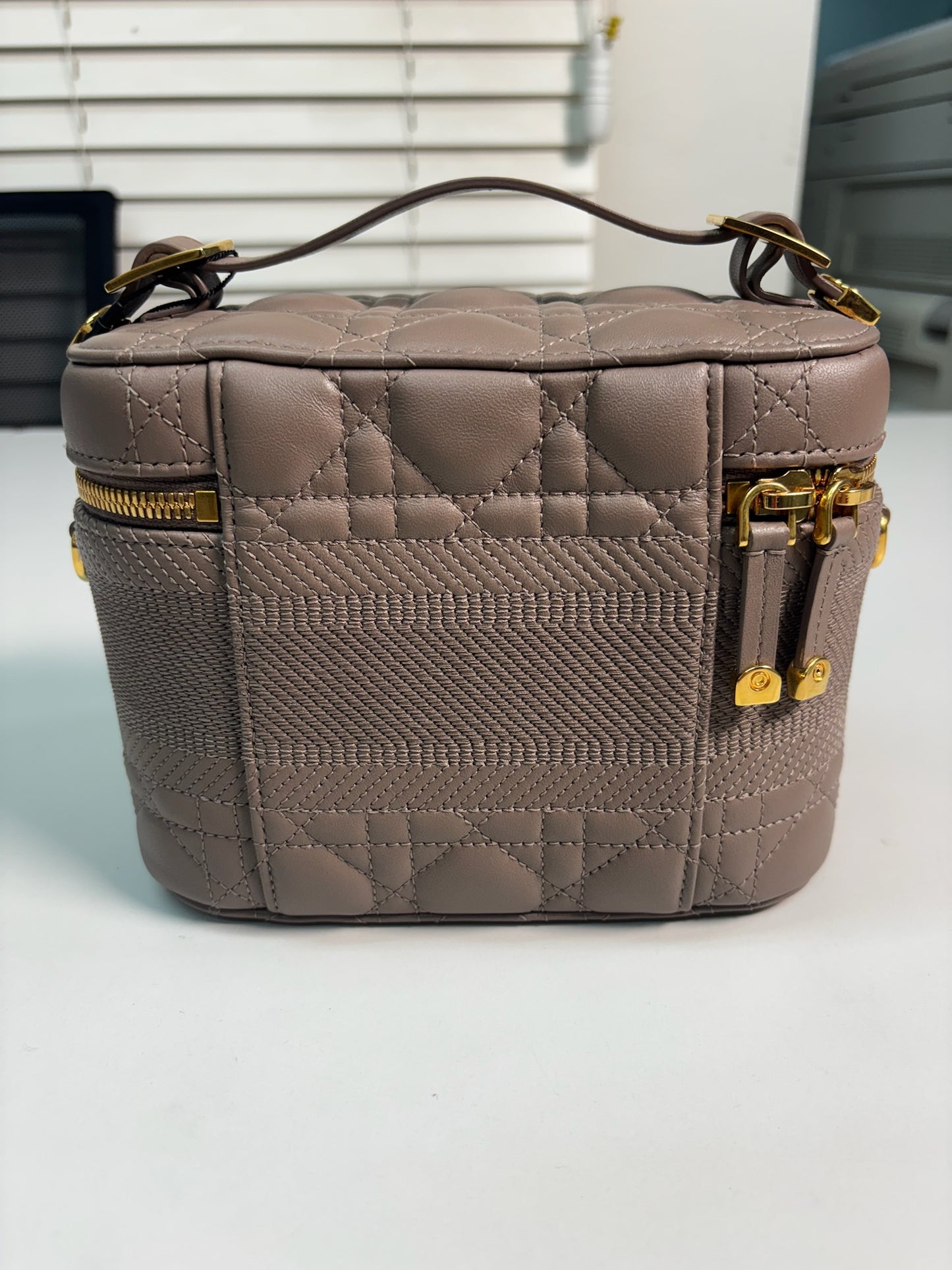 Dior Small Vanity Crossbody Bag S5488 (B52140408S)