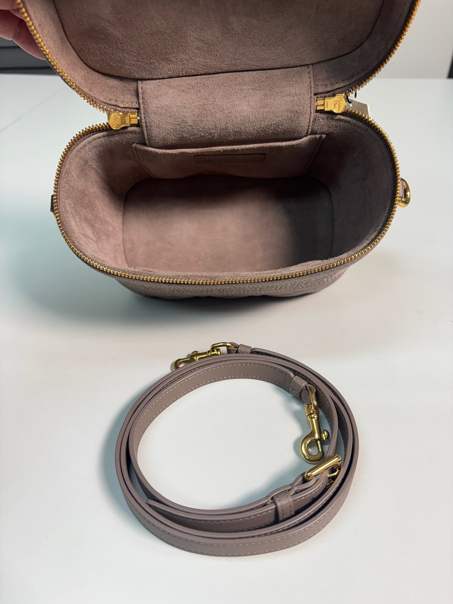 Dior Small Vanity Crossbody Bag S5488 (B52140408S)