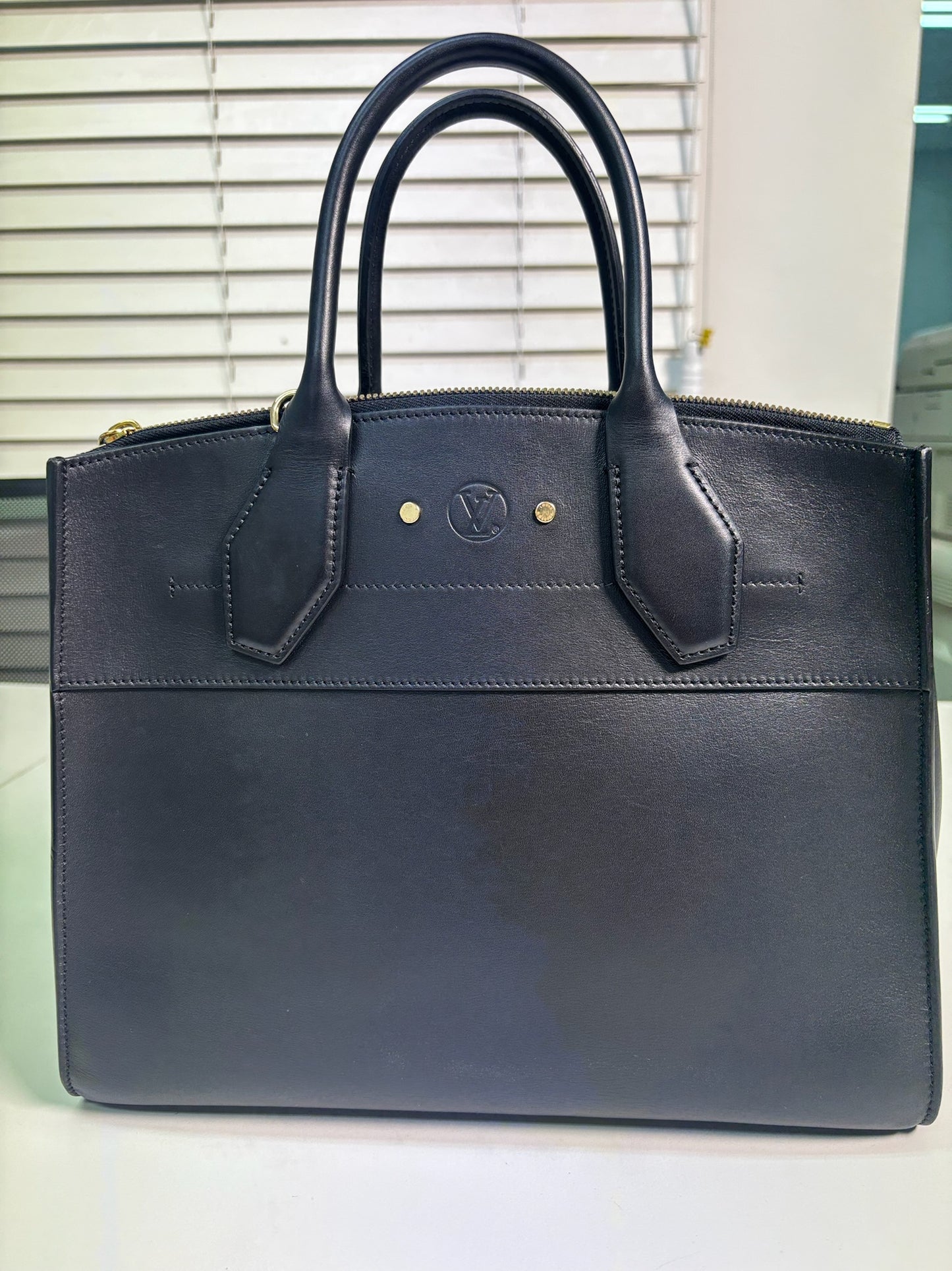 Louis Vuitton City Steamer MM 2-Way M51026 (B012150612S)