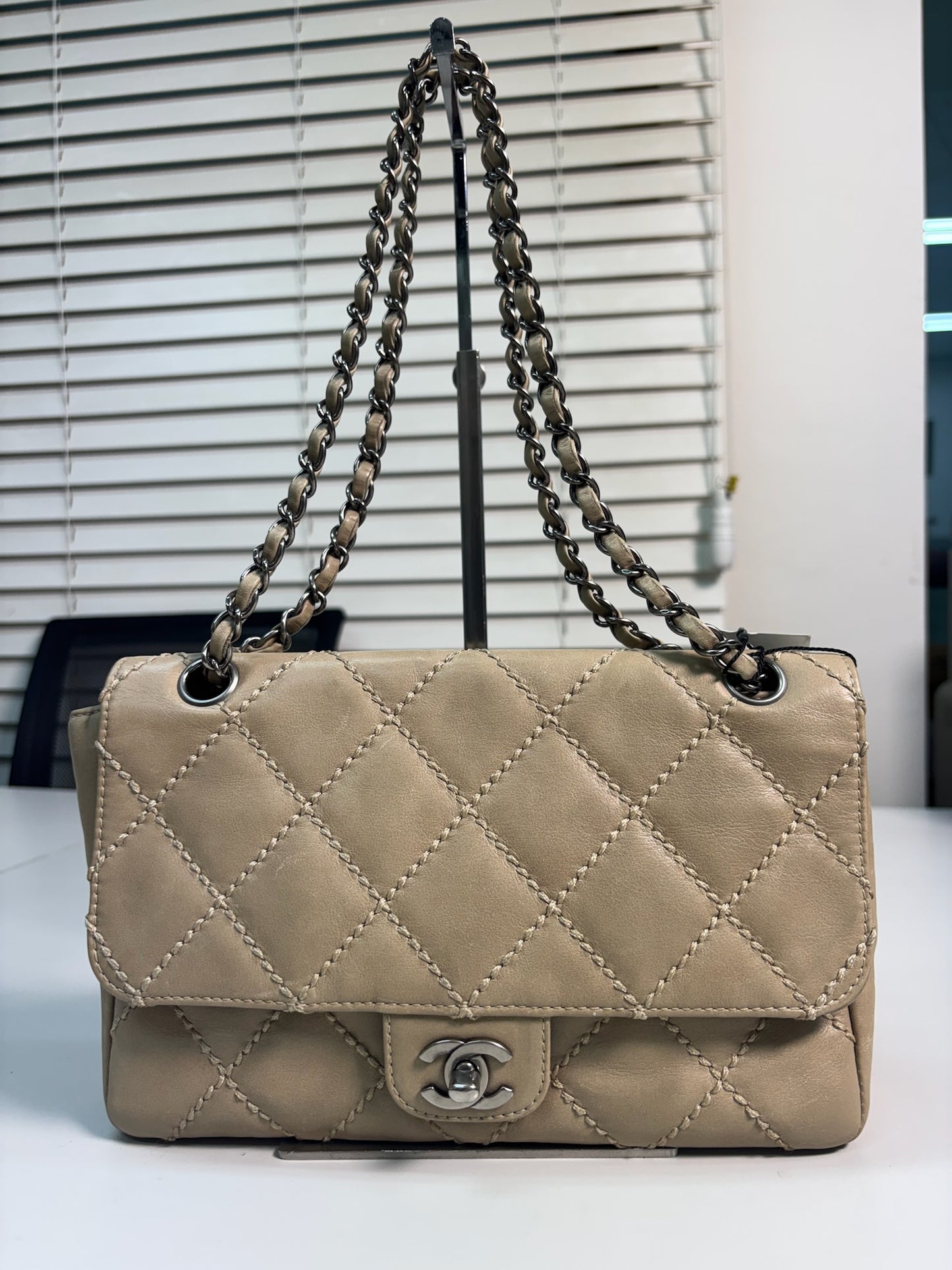 Chanel Wild Stitch Beige Quilted Gold Logo Classic Shoulder Bag (B38130624S)
