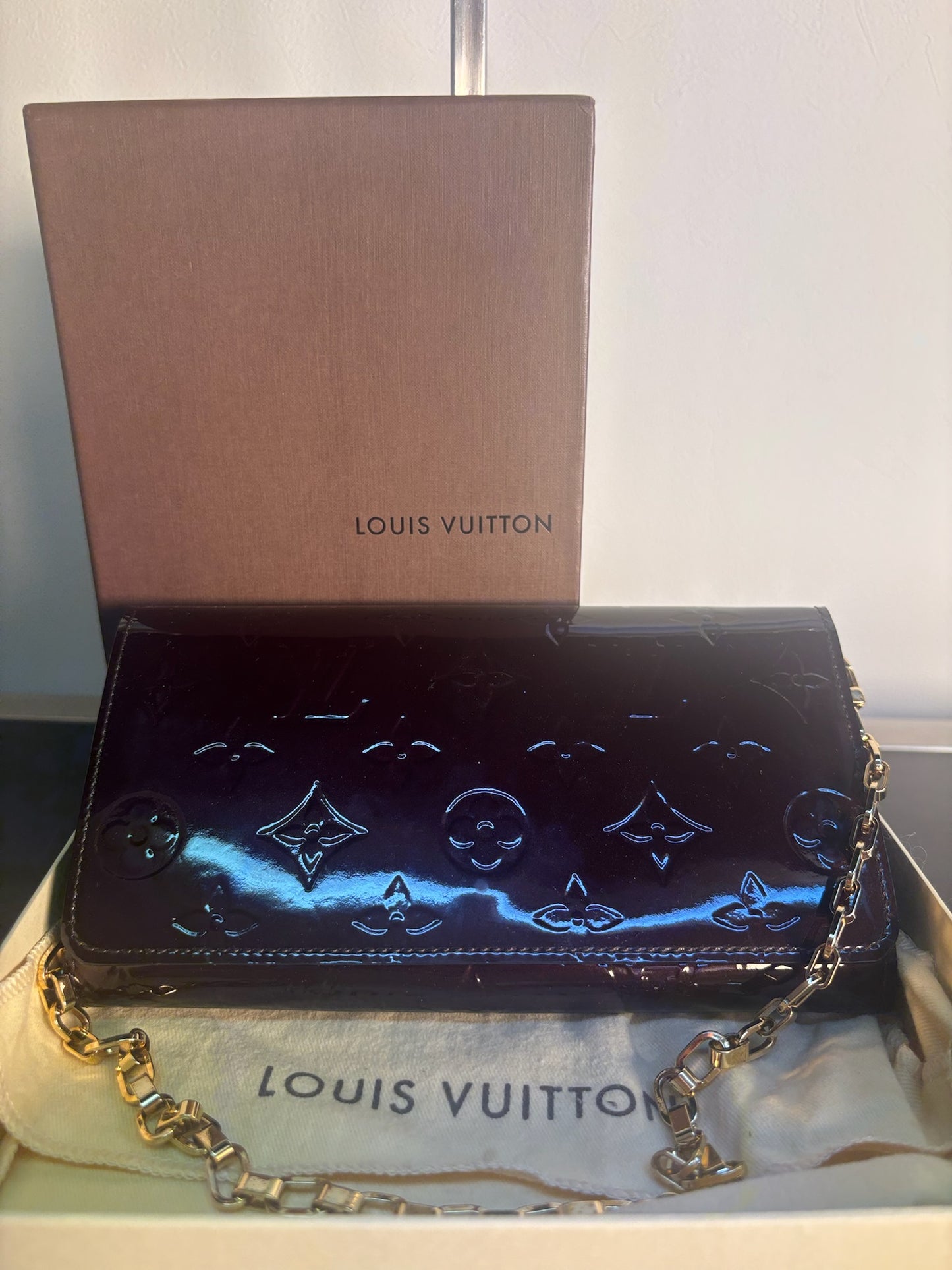 Louis Vuitton Sarah Wallet Vernis Chain Long Wallet M90088 (N1244412M)