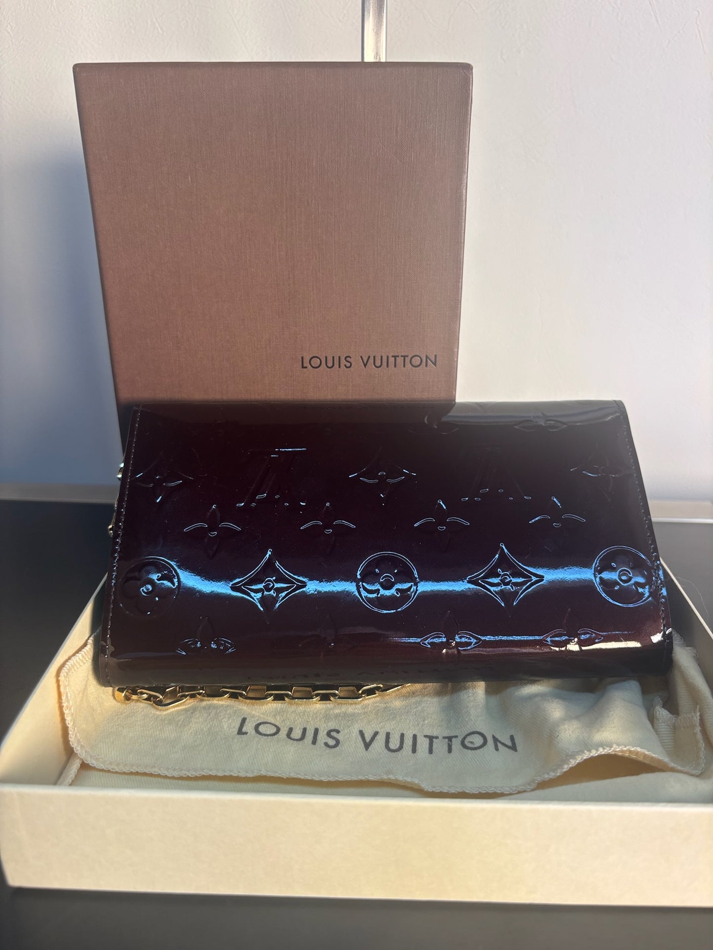 Louis Vuitton Sarah Wallet Vernis Chain Long Wallet M90088 (N1244412M)