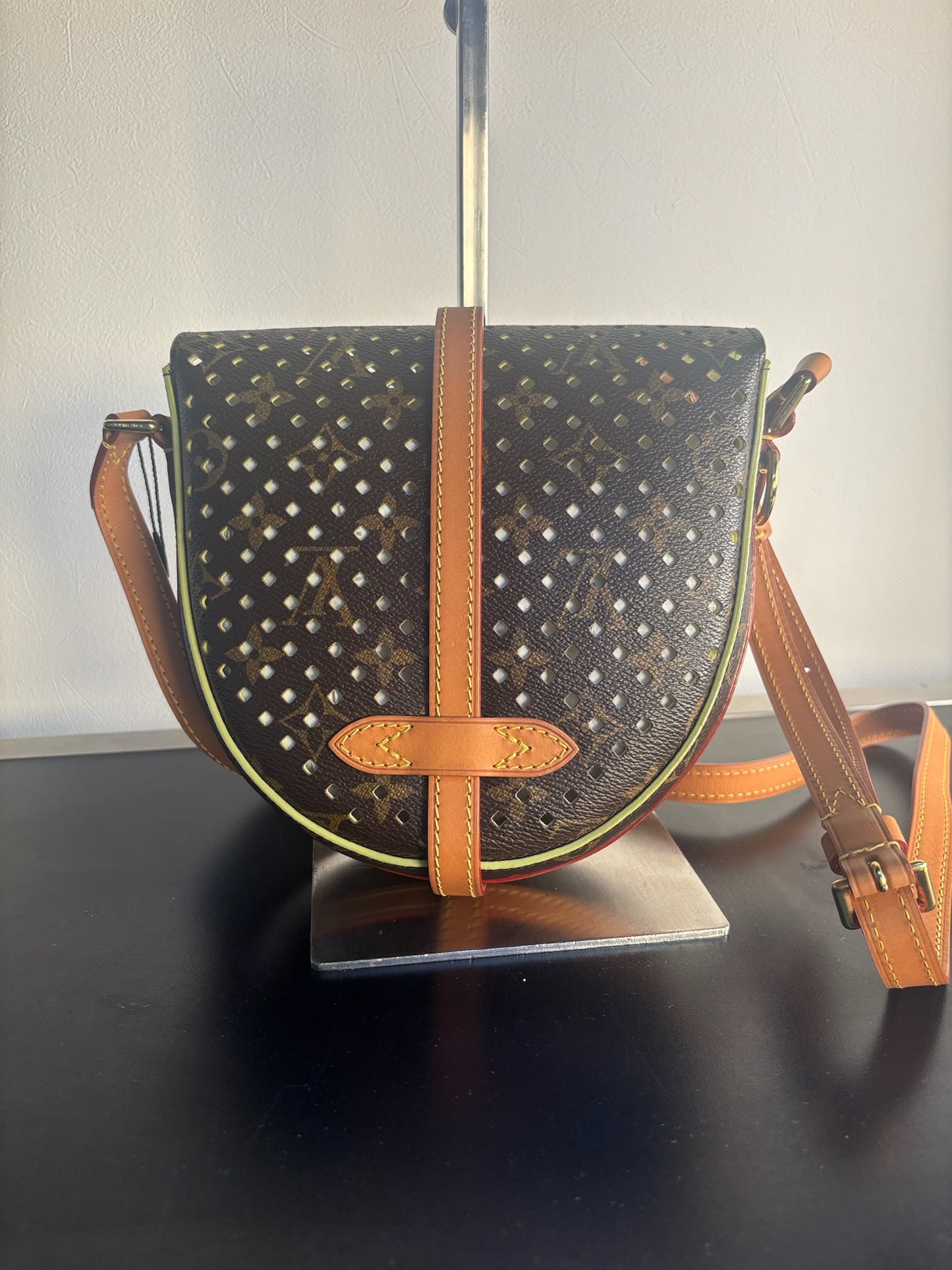 Louis Vuitton Brown PVC Monogram Chantilly PM Shoulder Bag M94086 (V1230209H)