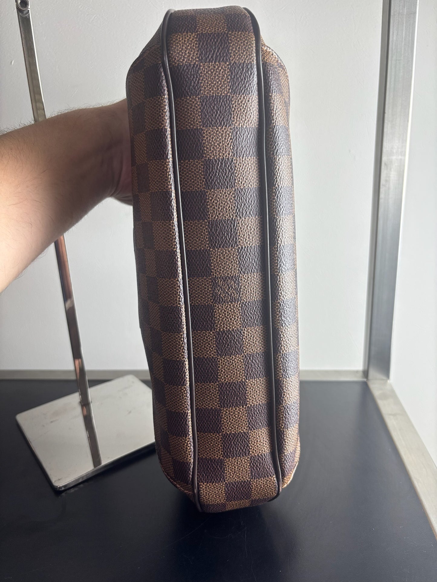 Louis Vuitton Thames PM bag in Damier Ebene canvas