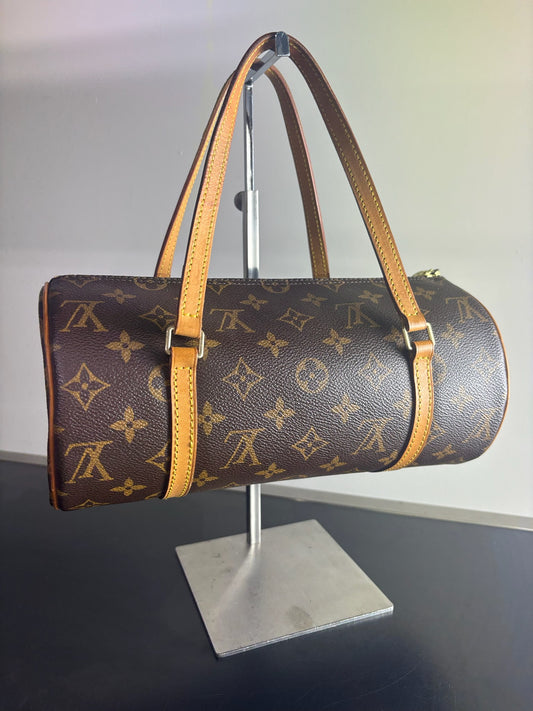 Louis Vuitton Papillon 26 handbag in signature brown monogram canvas
