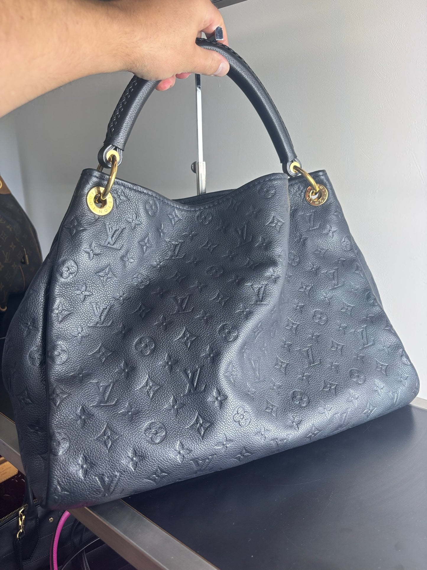 Louis Vuitton Artsy MM  Empreinte  Black