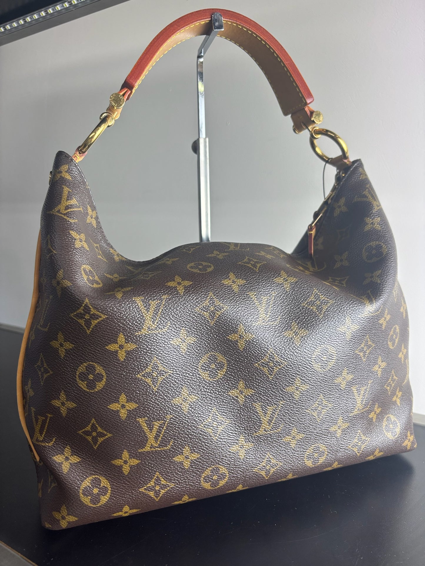 Louis Vuitton Monogram Sully PM shoulder bag
