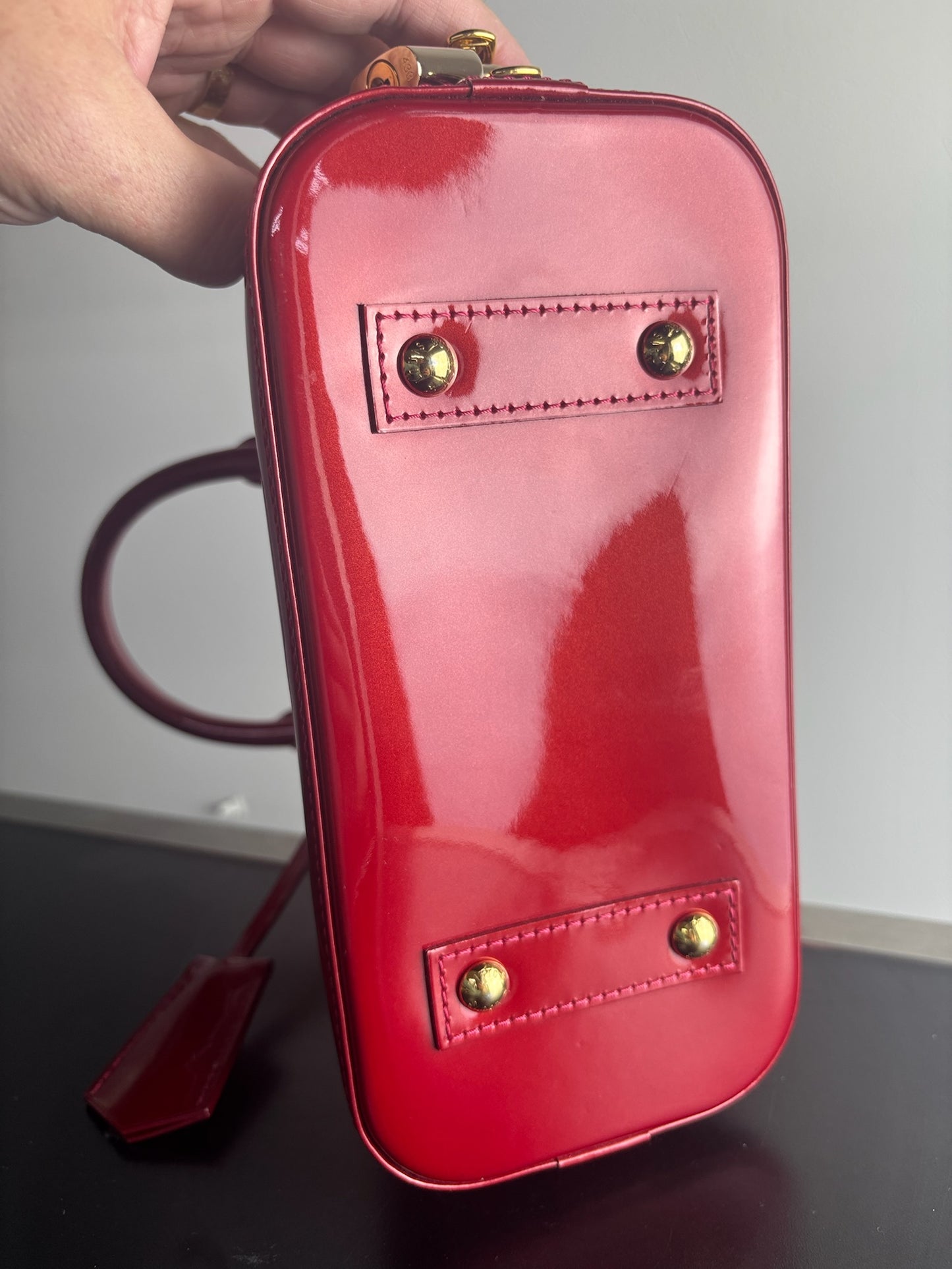 Louis Vuitton Monogram Vernis Alma BB