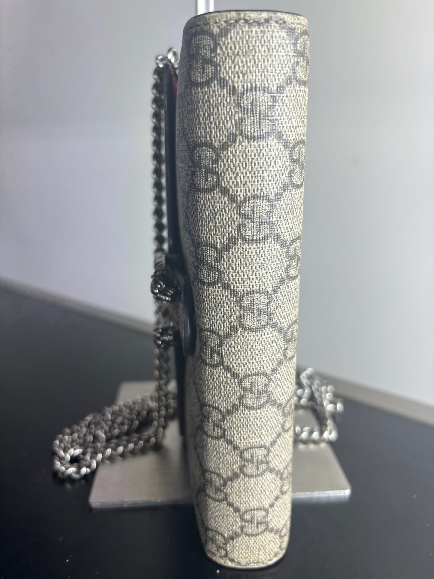 Gucci Dionysus wallet on chain