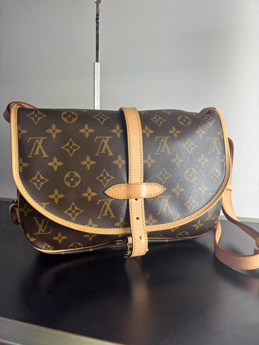 Louis Vuitton Monogram Saumur 30 Shoulder Bag