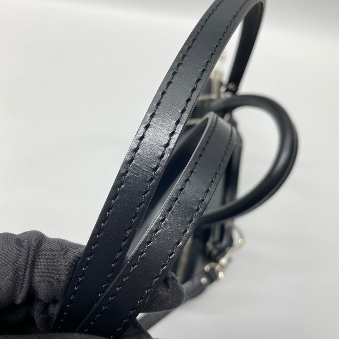 Louis Vuitton Black Leather Epi Alma BB Shoulder Bag M40862 (V012185326HB)