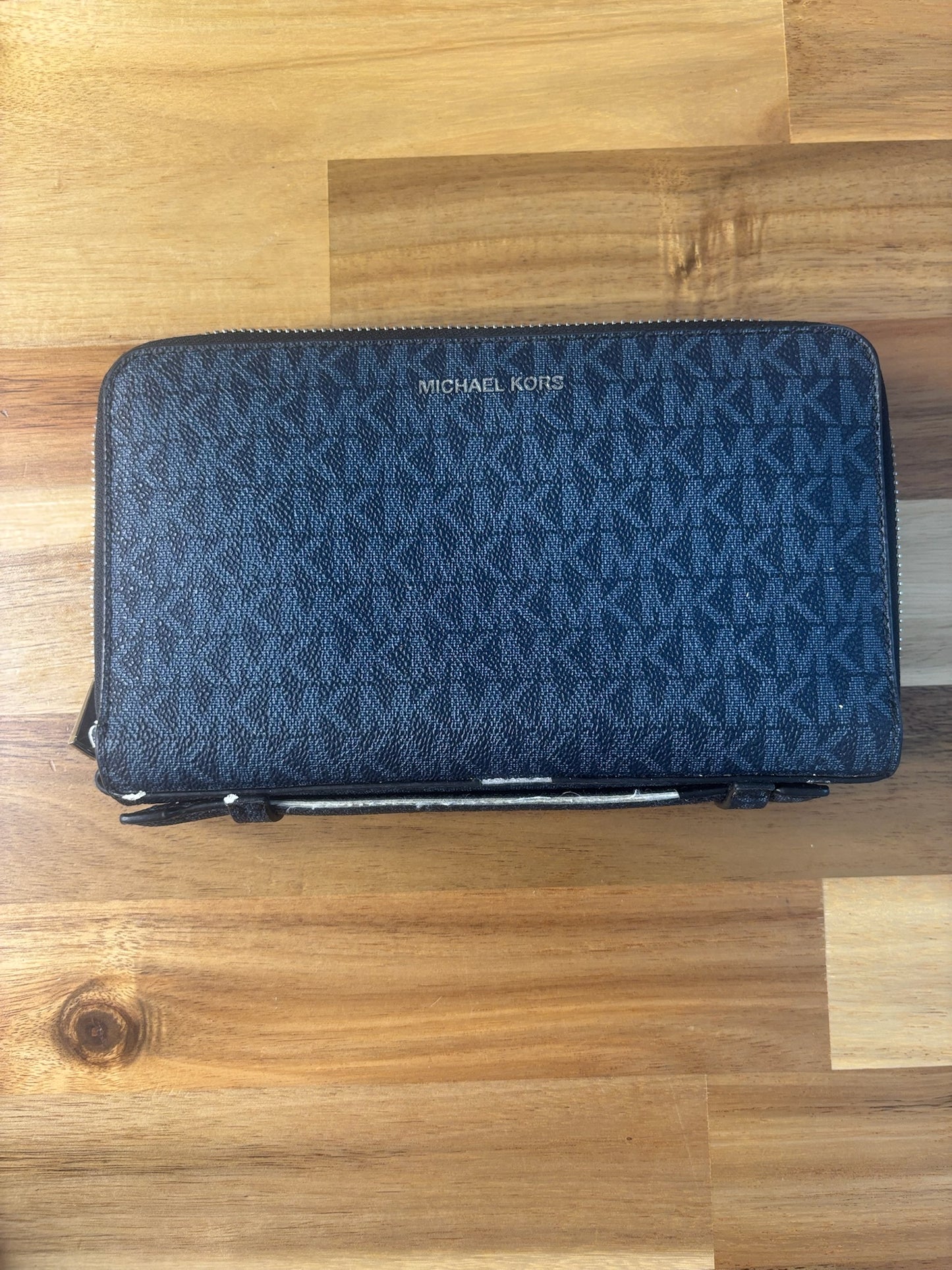 Michael Kors Jet Set Travel Continental Wallet