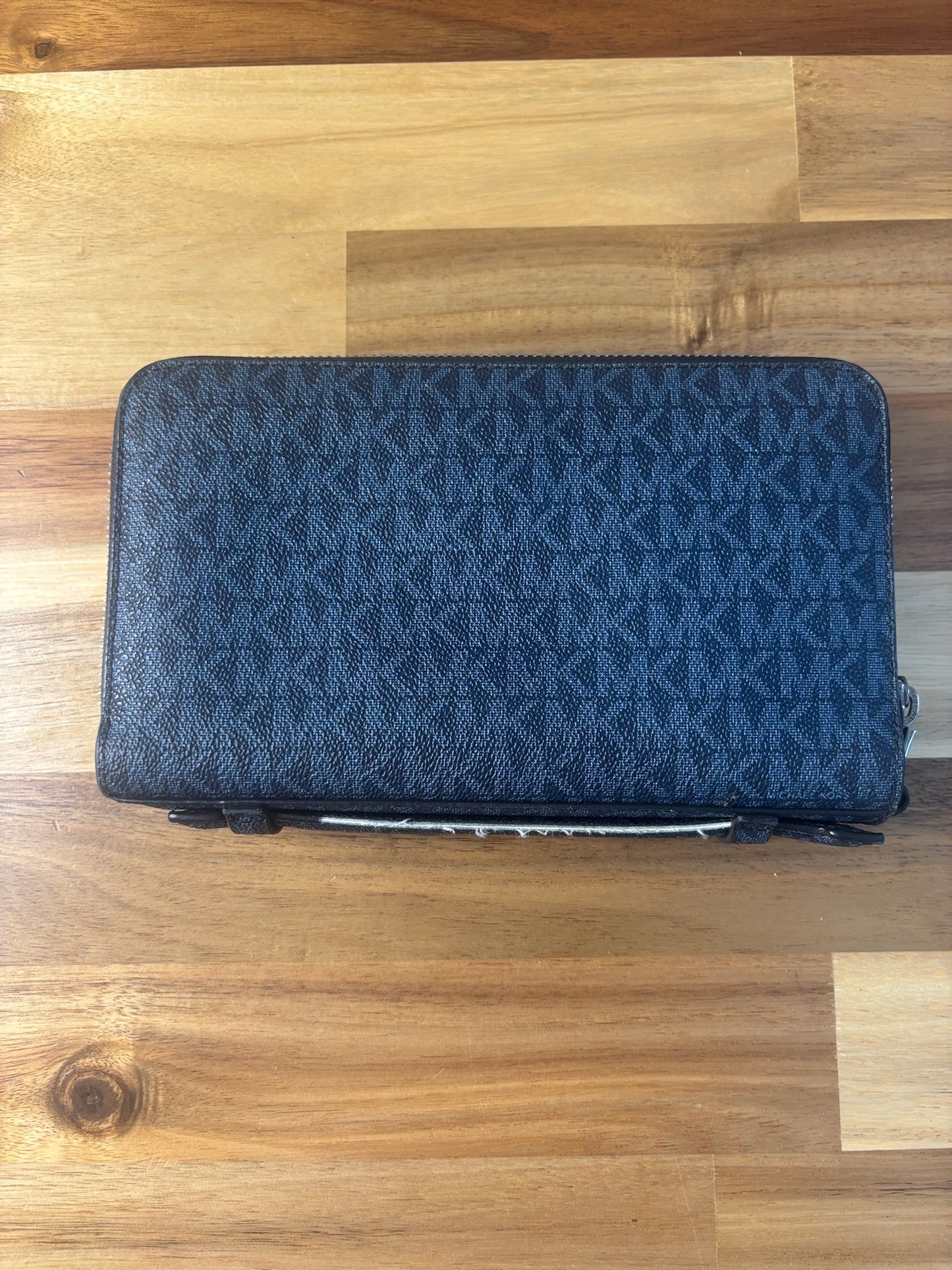 Michael Kors Jet Set Travel Continental Wallet