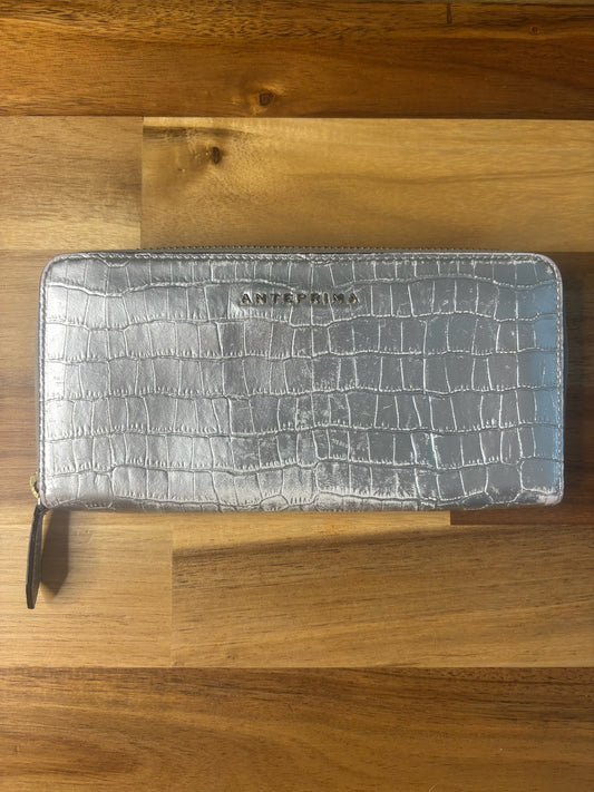 Anteprima Metallic Croc-Embossed Wallet