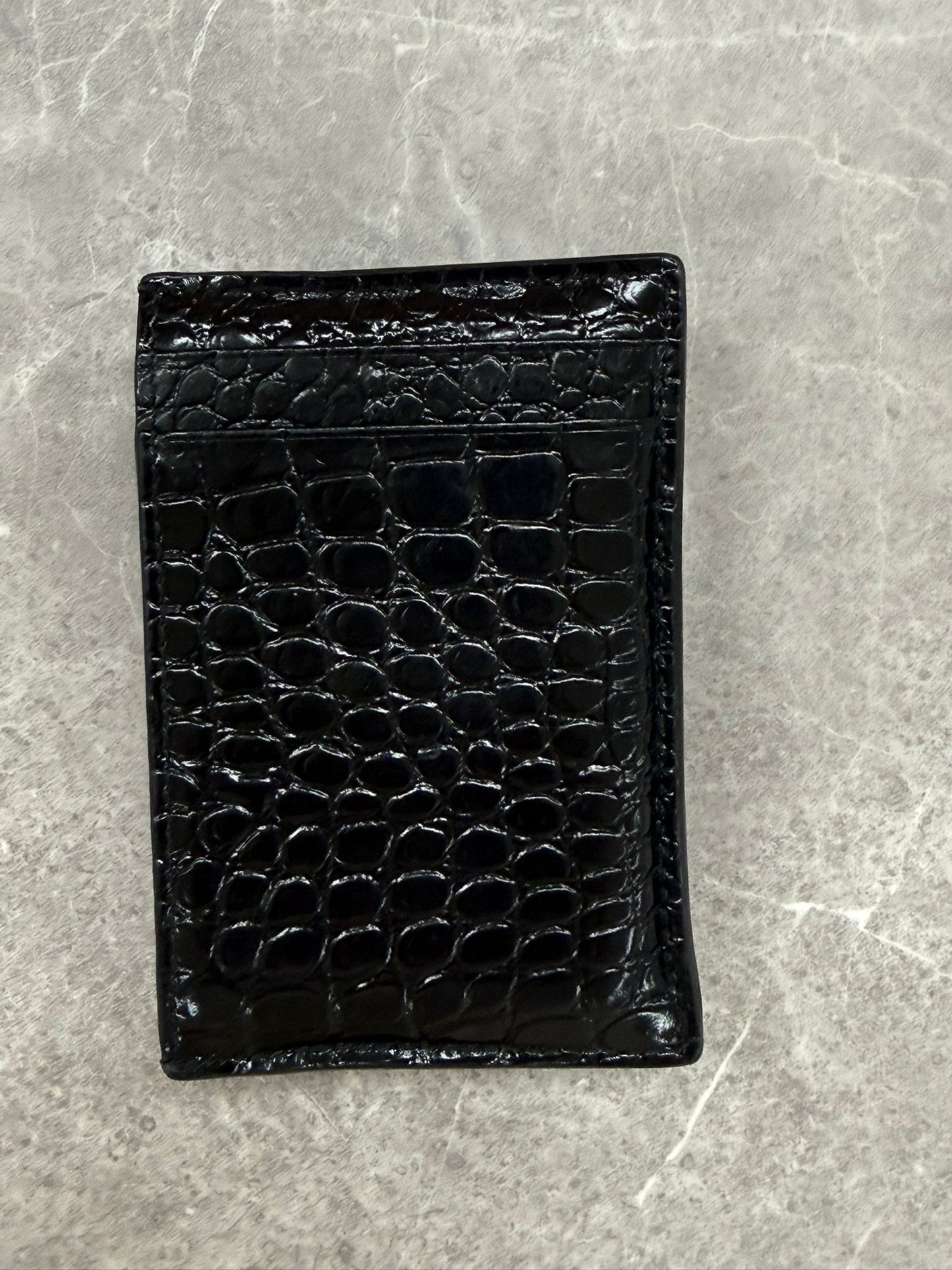 Saint Laurent UPTOWN FLAP card case in crocodile-embossed shiny leather (JPD04-68)