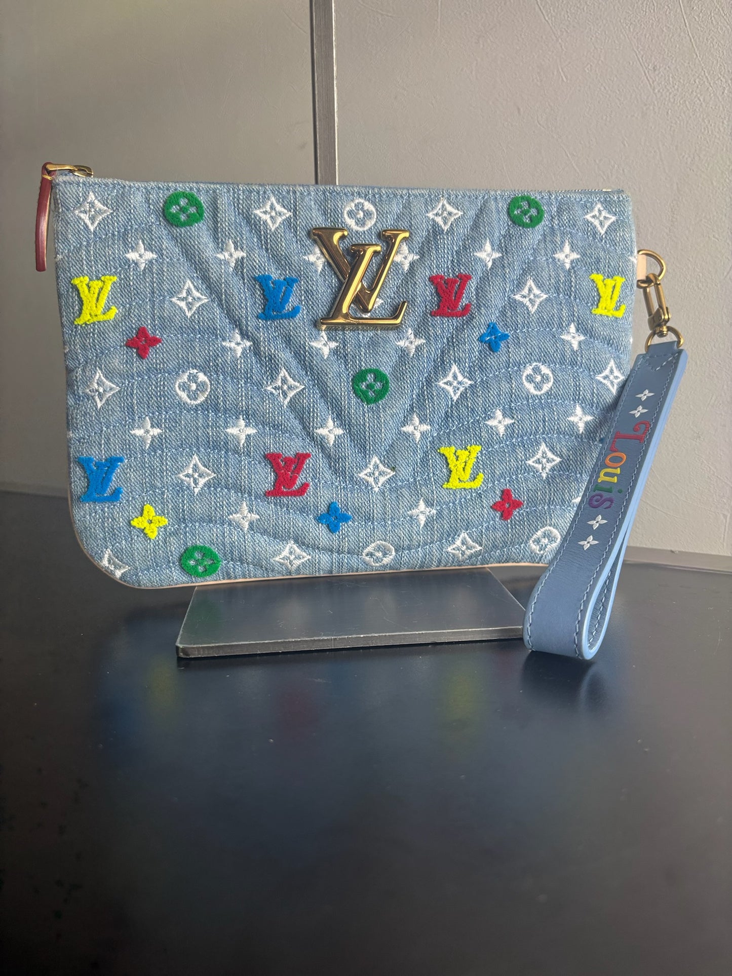 Louis Vuitton New Wave Zipped Pochette