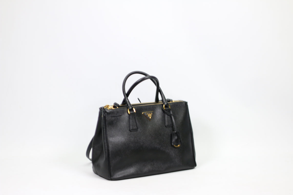 Prada Black Leather Saffiano Lux ONE Shoulder Bag BN2274