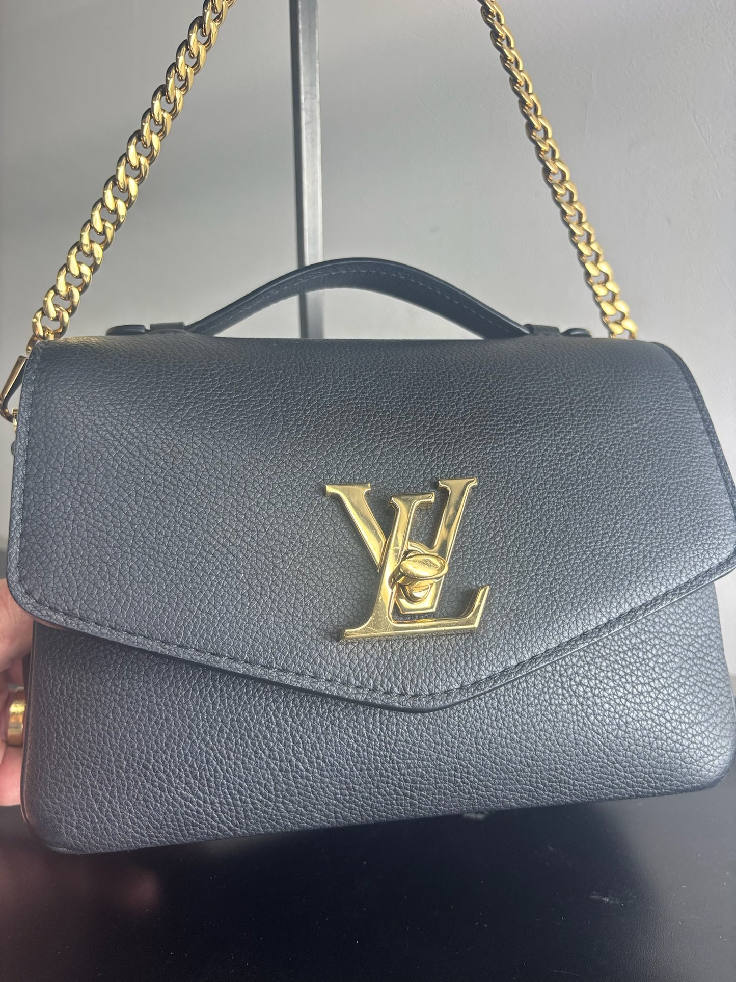Louis Vuitton Oxford Lockme Bag