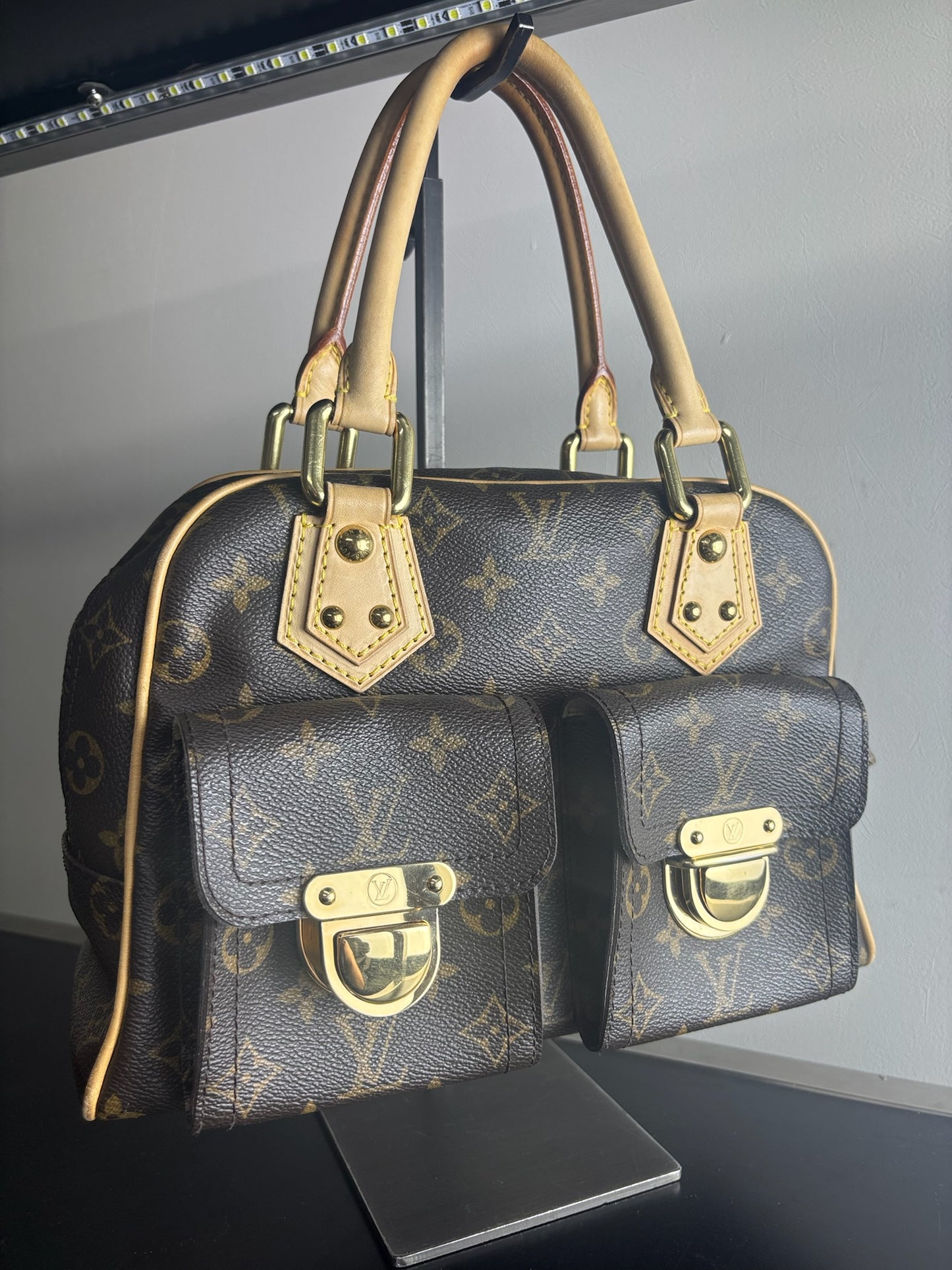 Louis Vuitton Manhattan PM Monogram