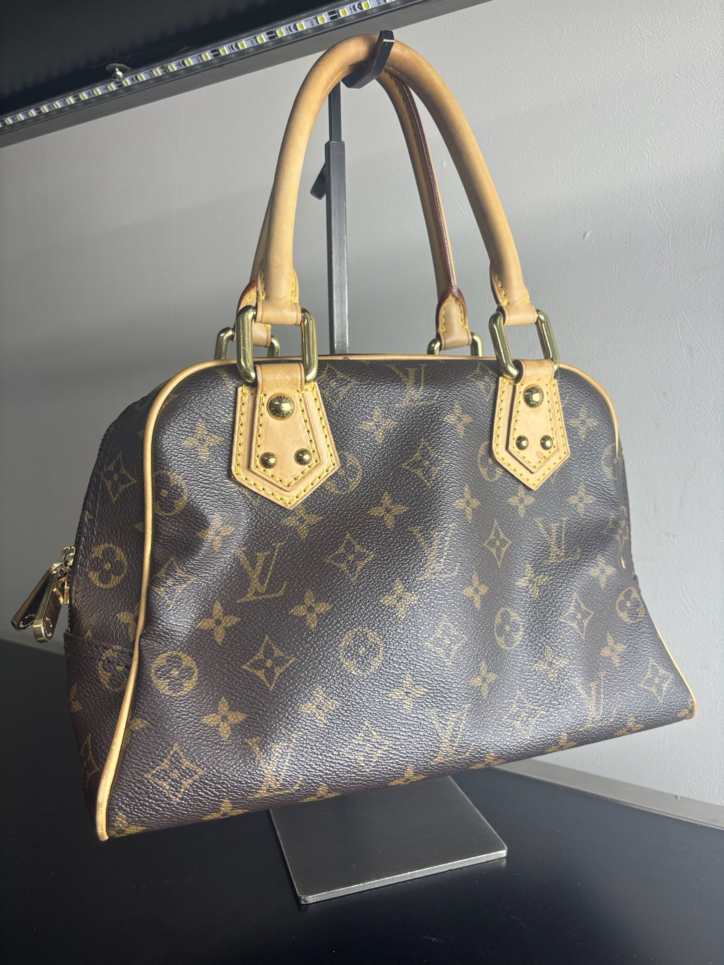 Louis Vuitton Manhattan PM Monogram