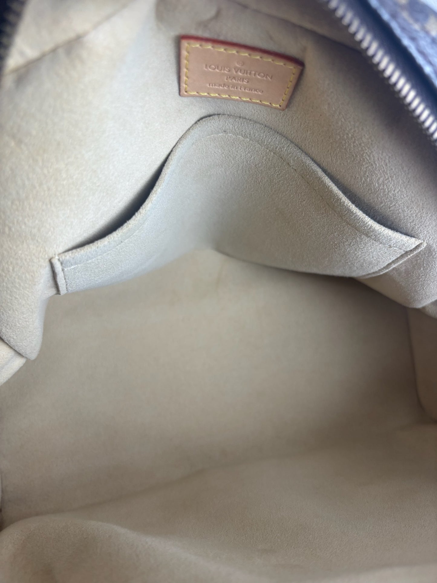 Louis Vuitton Manhattan PM Monogram