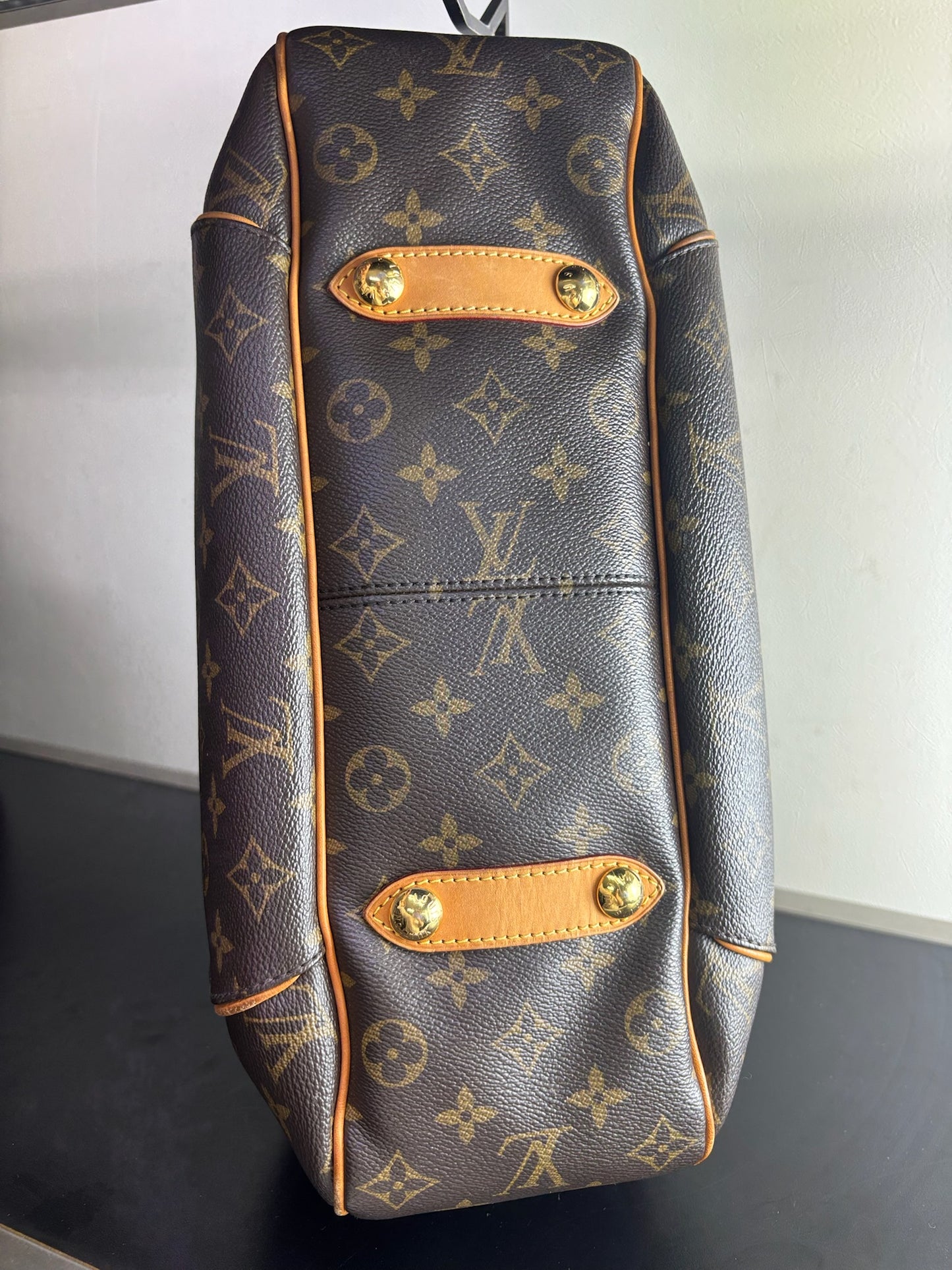 Louis Vuitton Monogram Galliera PM (B01279425DM)