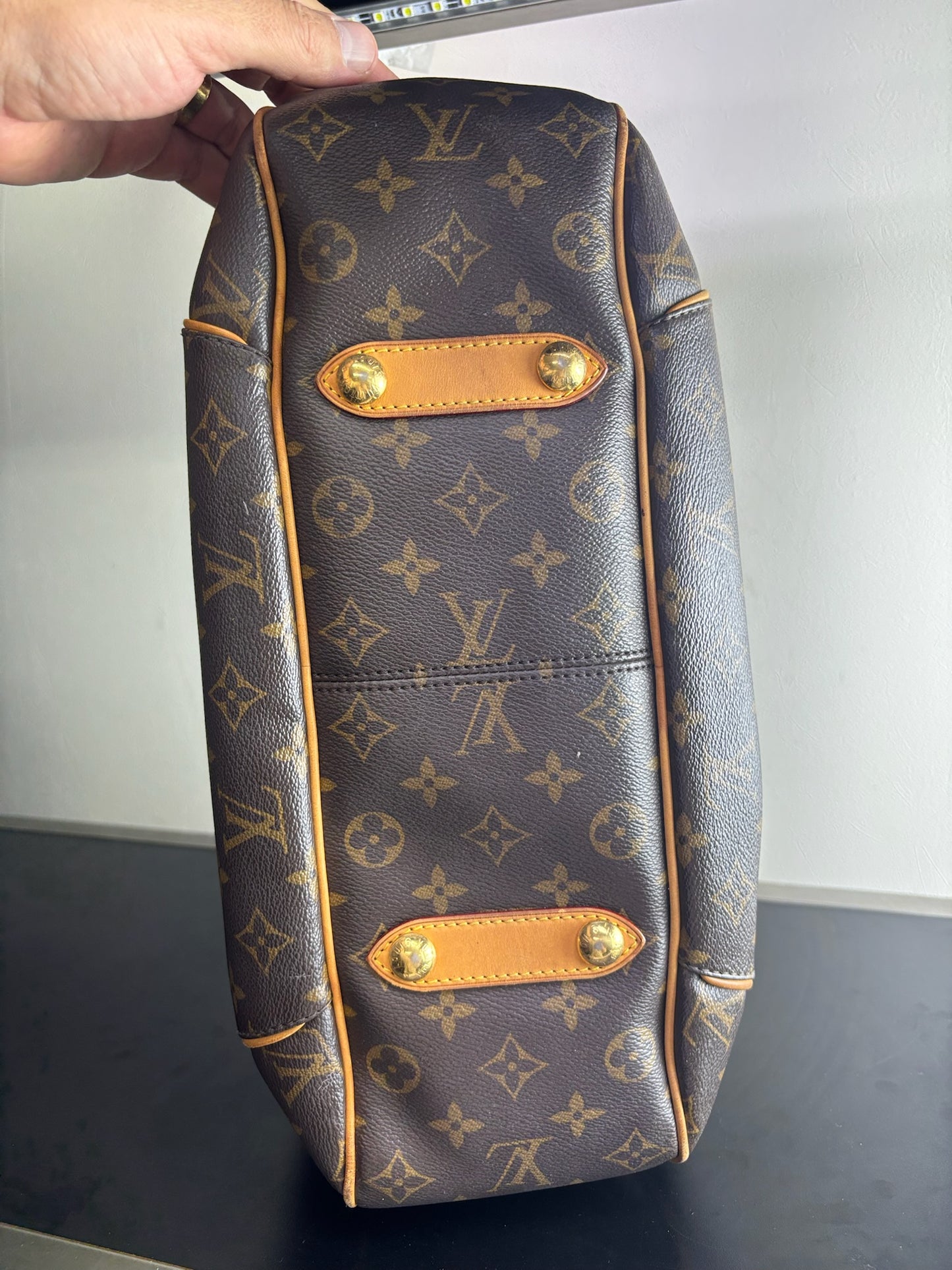 Louis Vuitton Monogram Galliera PM (B01279425BM)