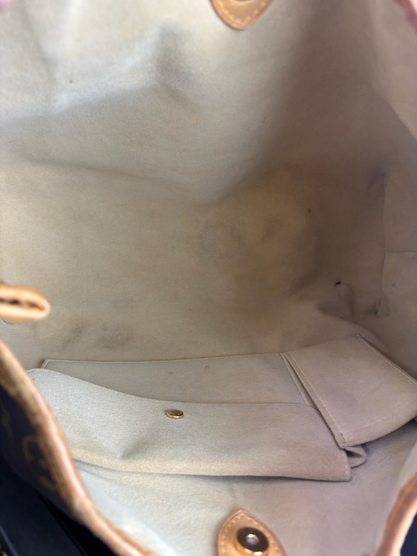 Louis Vuitton Monogram Galliera PM (B01279425BM)