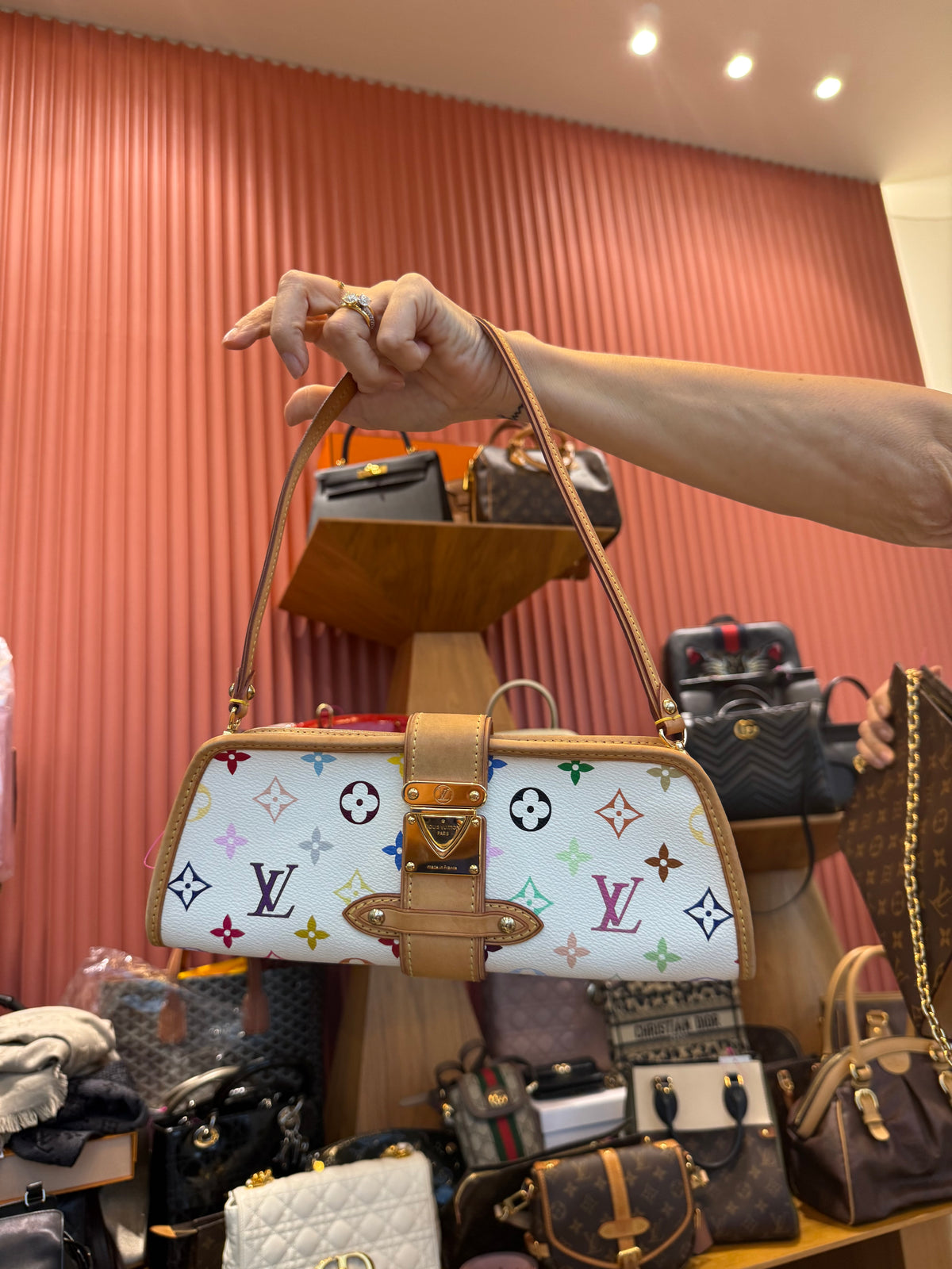 LV Murakami Shirley Shoulder Bag (D101426-01)