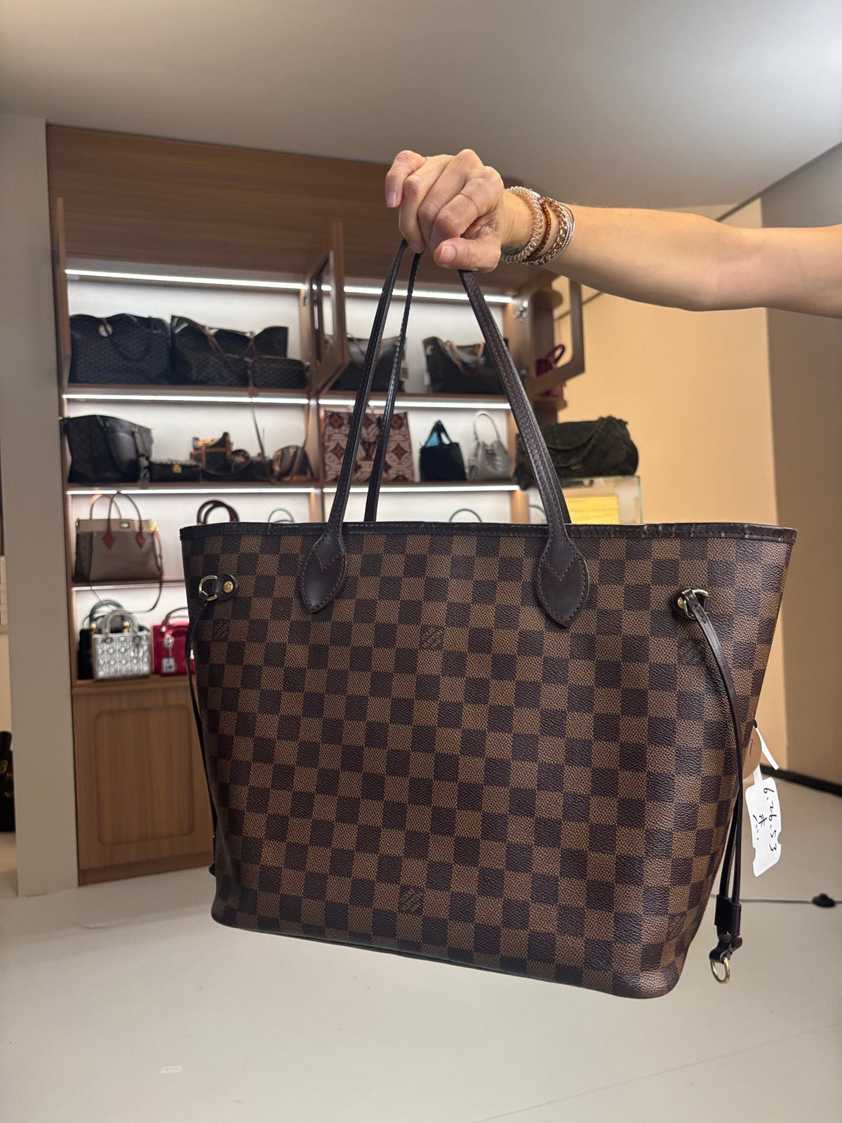 Louis Vuitton Neverfull MM, Damier Ebene - front