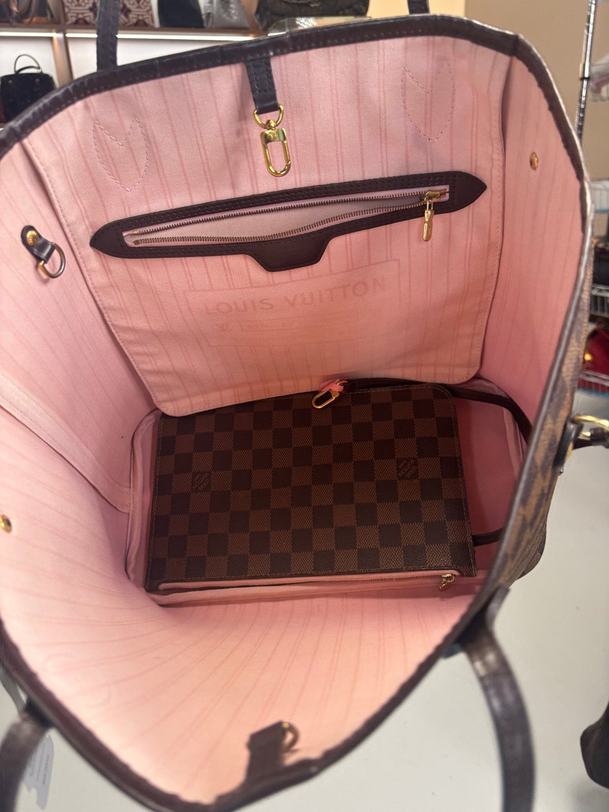 Louis Vuitton Neverfull MM, Damier Ebene - Rose Ballerine interior with pouch