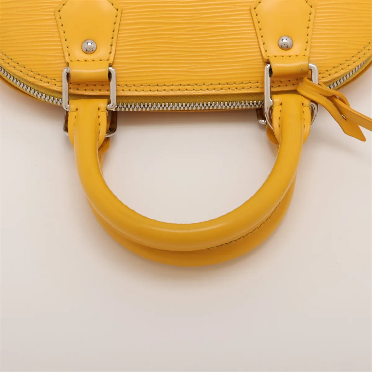 Louis Vuitton Epi Alma BB SB06-3012