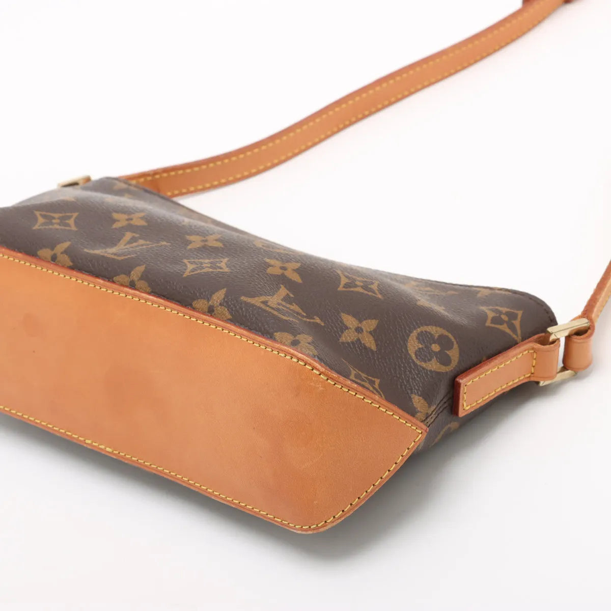 Pre-Owned Louis Vuitton Monogram Trotteur MA06-115