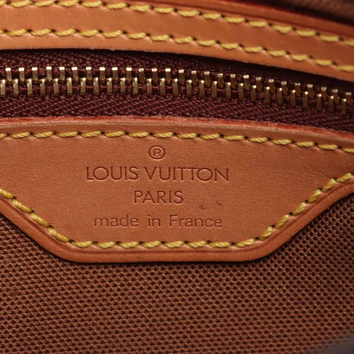 Pre-Owned Louis Vuitton Monogram Trotteur MA06-115