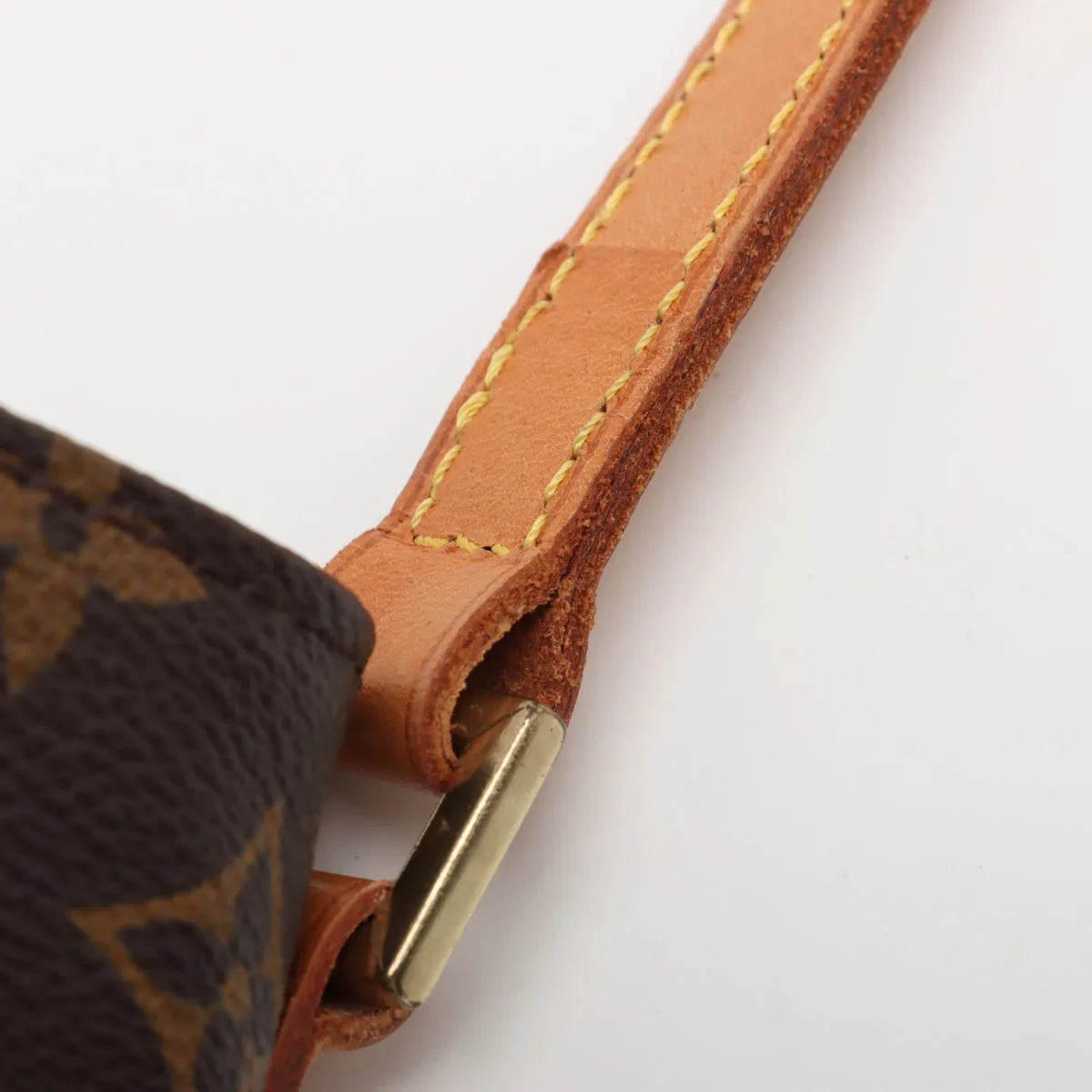Pre-Owned Louis Vuitton Monogram Trotteur MA06-115