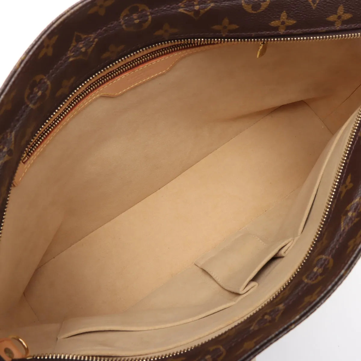 Pre-Owned Louis Vuitton Monogram Luco MA06-18