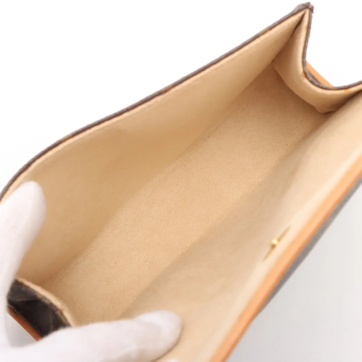 Pre-Owned Louis Vuitton Monogram Pochette Florentine  MA06-65