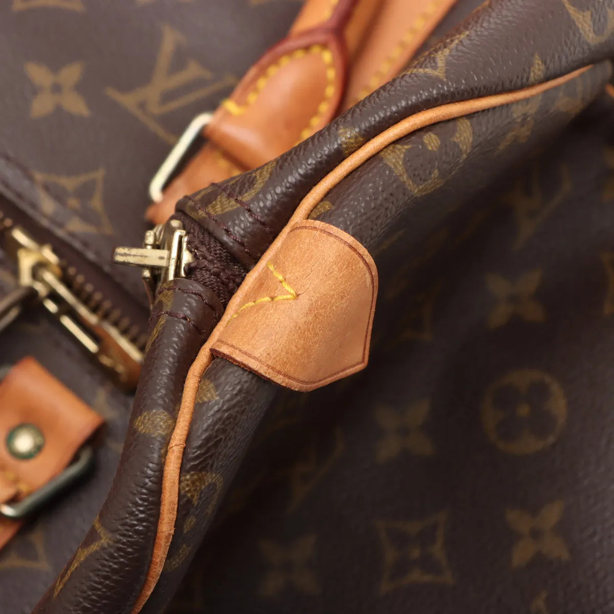 Pre-Owned Louis Vuitton Monogram Keepall 50  MA06-70