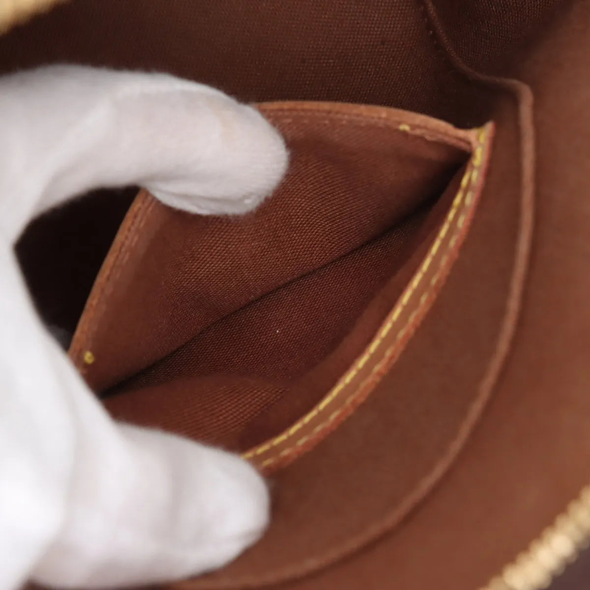 Pre-Owned Louis Vuitton Monogram Ellipse PM  MA06-4