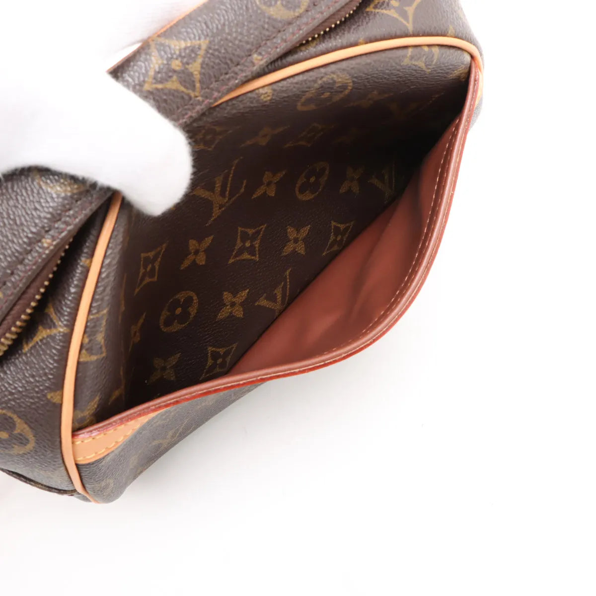 Pre-Owned Louis Vuitton Monogram Blois  SB06-2153